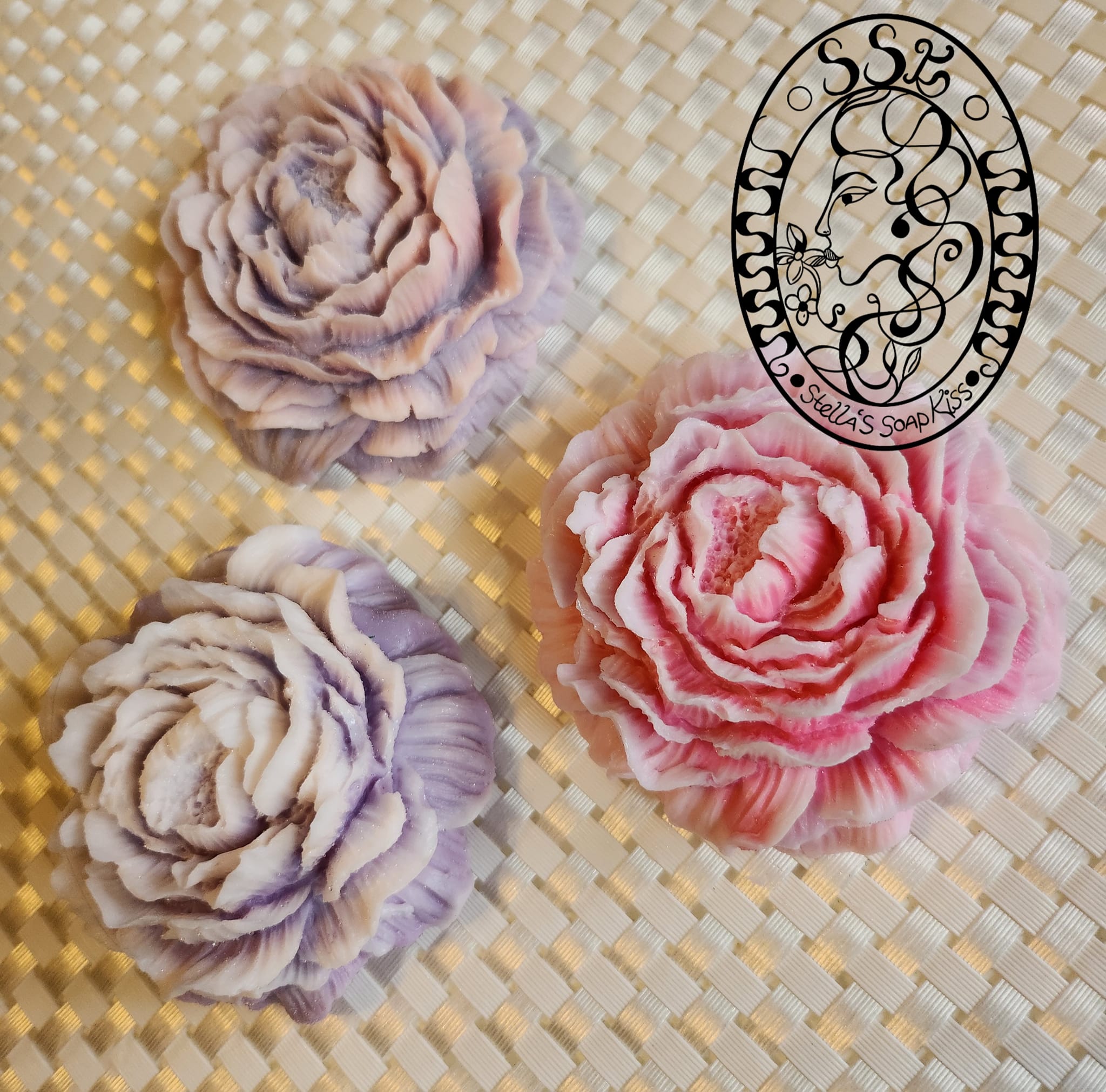 Stella’s Soap Kiss